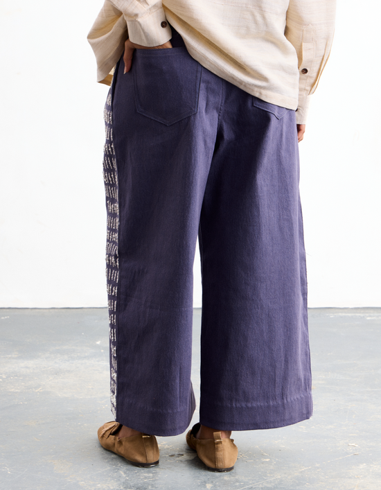 Jamun Embroidered Cropped Jeans